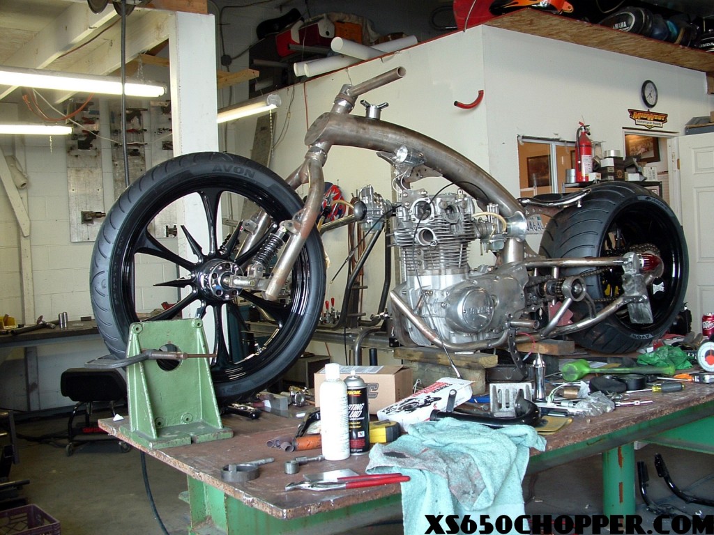 07232007skyhook9 1024x768 Get Bent RADICAL XS650 Ardcore Choppers