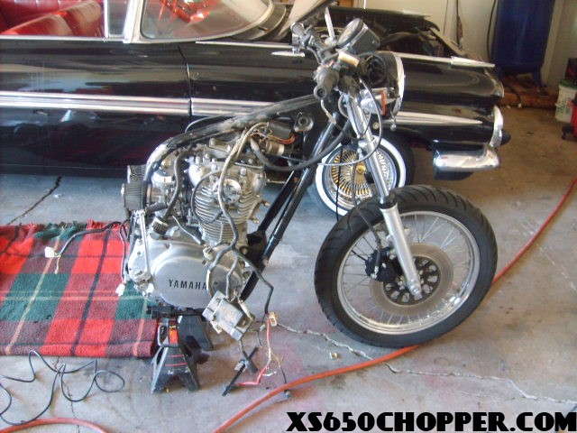  XS650 Bobber Oldskool Red n Black
