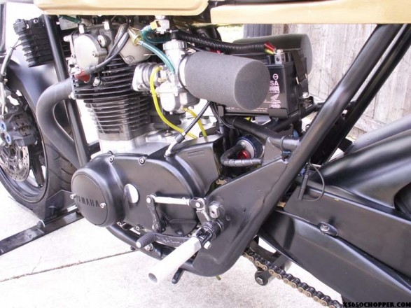 noid Under the lime light 014 587x440 50gary Custom XS 650 Yamaha