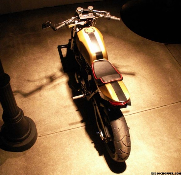 noid Under the lime light 034 587x566 50gary Custom XS 650 Yamaha