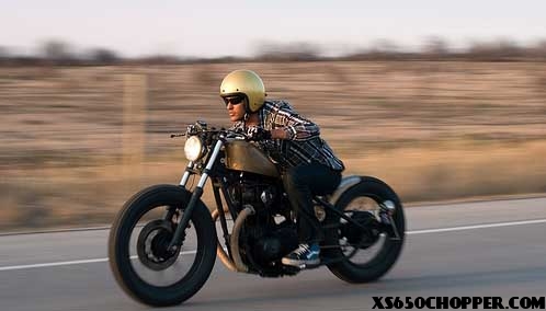 Raw and simpleriding r1 Raw and simple