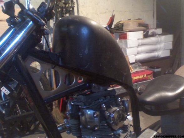 noid env pictures 009 587x440 XS650 DROP SEAT CHOPPER PROJECT
