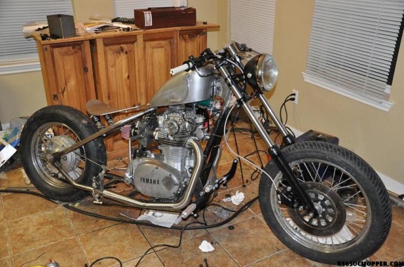 xs650 chop noid 2 587x389  Night Rider   Kitchen Build