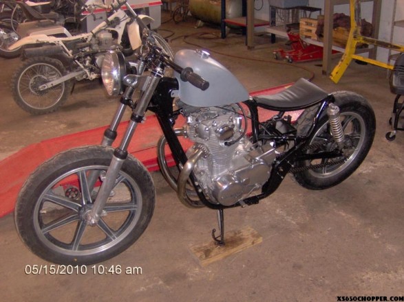 xs650-chop-noid-IM000584 xs650 chop noid IM000584 587x440 79 Brat, almost done