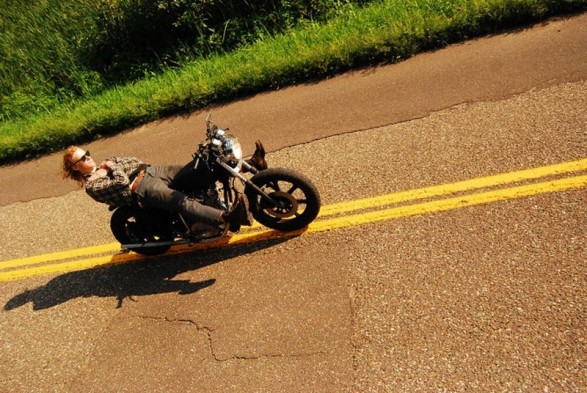 xs650-chop-noid-40371_1390225397292_1281810308_30985916_7484585_n xs650 chop noid 40371 1390225397292 1281810308 30985916 7484585 n 587x393 Low budget bobber