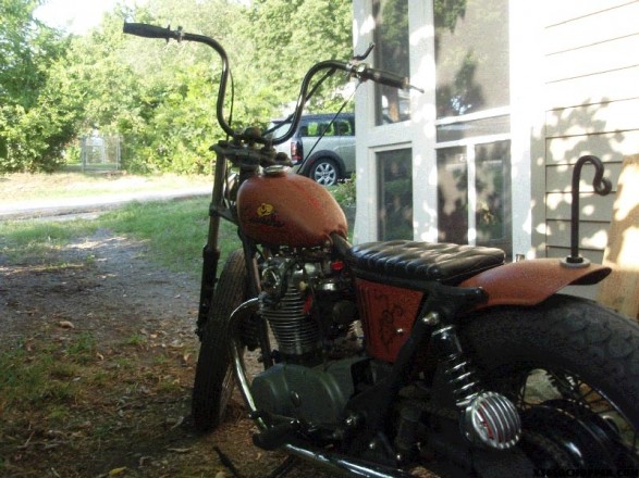 xs650-chop-noid-yama-6-4web xs650 chop noid yama 6 4web 587x440 La Cucaracha