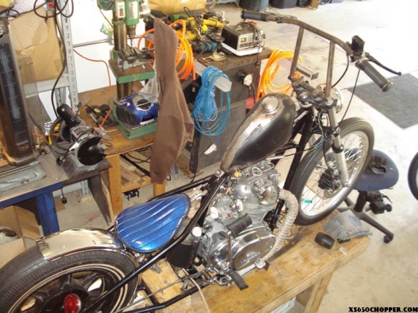 xs650 chop DSC01758 587x440 Cantilevered Mid controls for the XS650