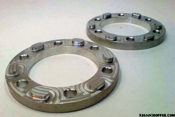 XS650chopper.com xs650 2 spacers1 587x394 Danish XS650 Caferacer