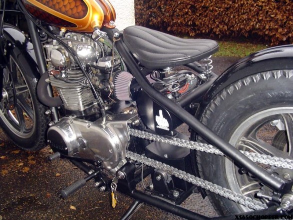 xs650 noid DSC03825 587x440 Udo Sacher   German Bobber