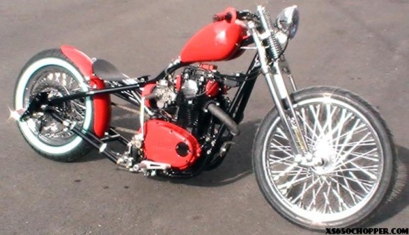 xs650 noid new bike 019 587x338 LITTLE RED RIDING HO   MCWs Racings latest bike