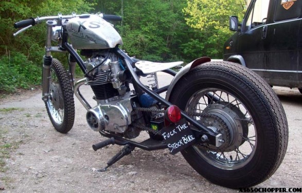 xs650 noid 100 8058 587x376 PRO STOCK Garage
